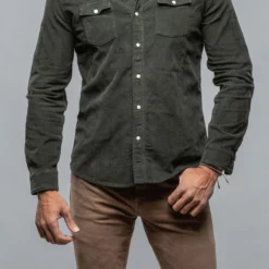 Brooks Corduroy Snap Shirt In Muschio