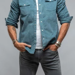 Brooks Corduroy Snap Shirt In Niagra