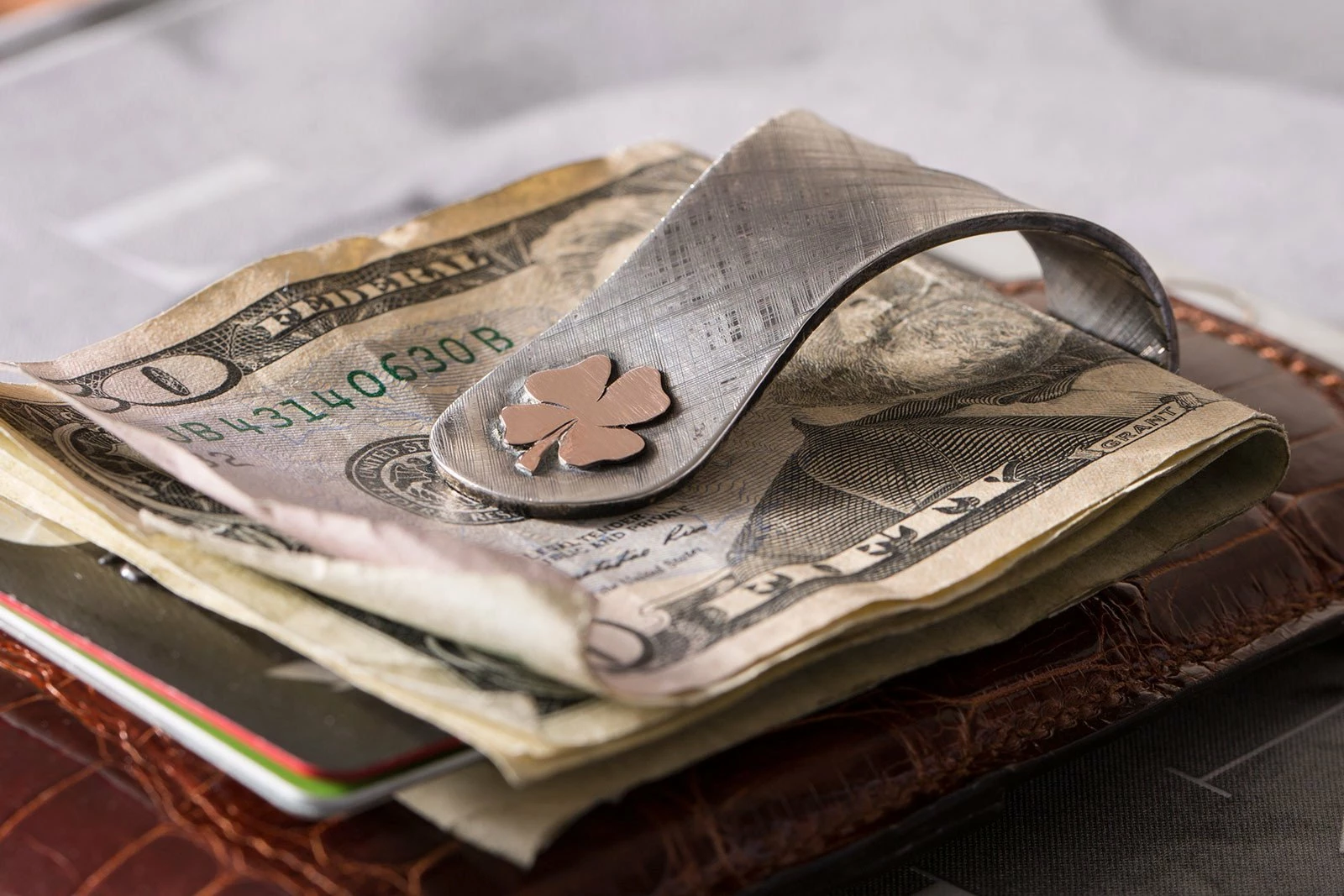 4 Leaf Clover Money Clip 3 4 Leaf Clover Money Clip - Image 3
