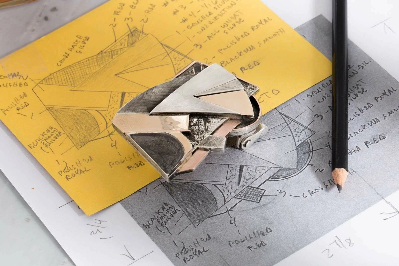 Abstracto Buckle 1 Abstracto Buckle