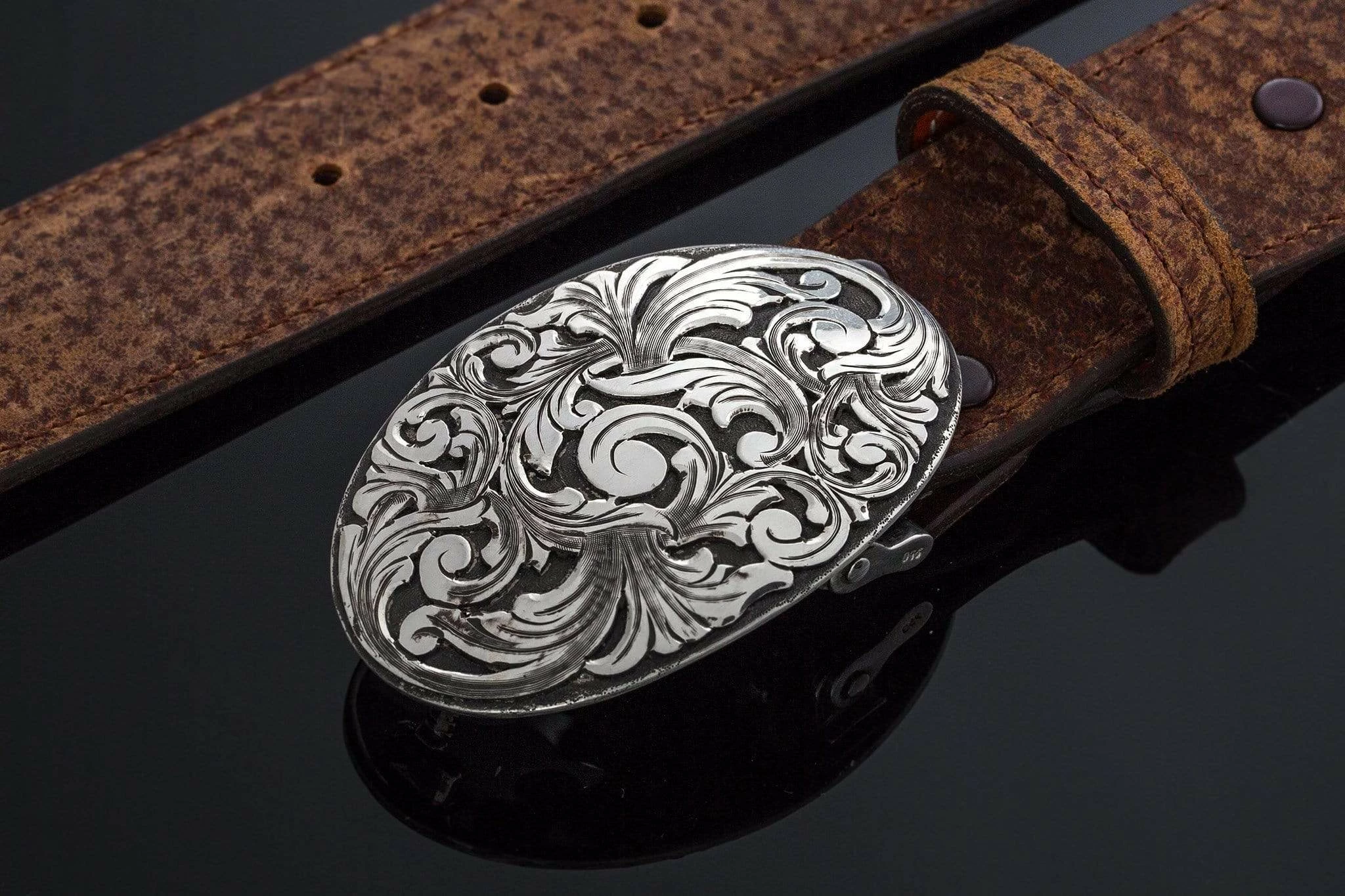 AO Leon Swirl Belt Buckle 1 AO Leon Swirl Belt Buckle