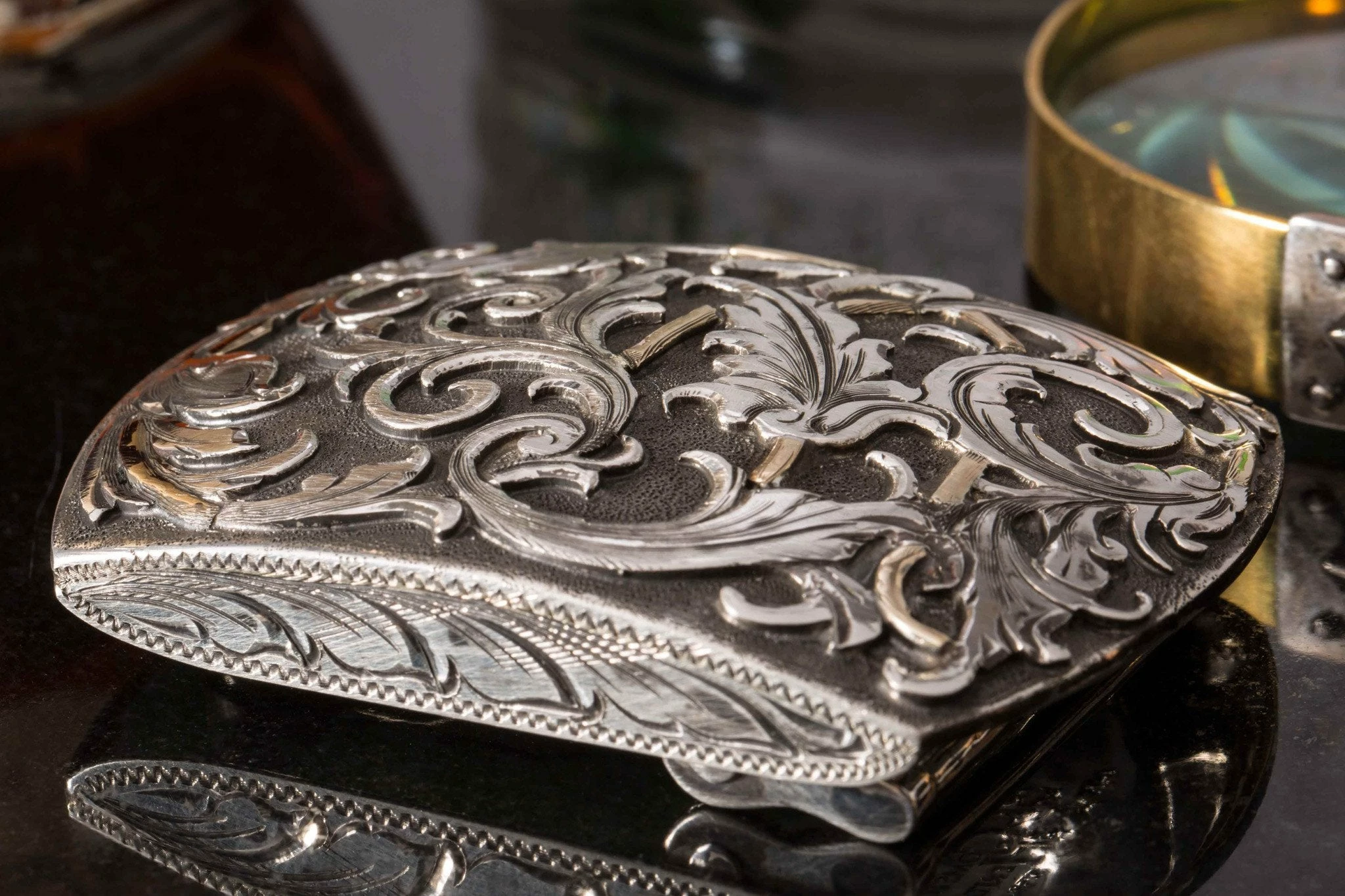 Comstock Heritage Halogen Lorien Vines 2 Comstock Heritage Halogen Lorien Vines - Image 2