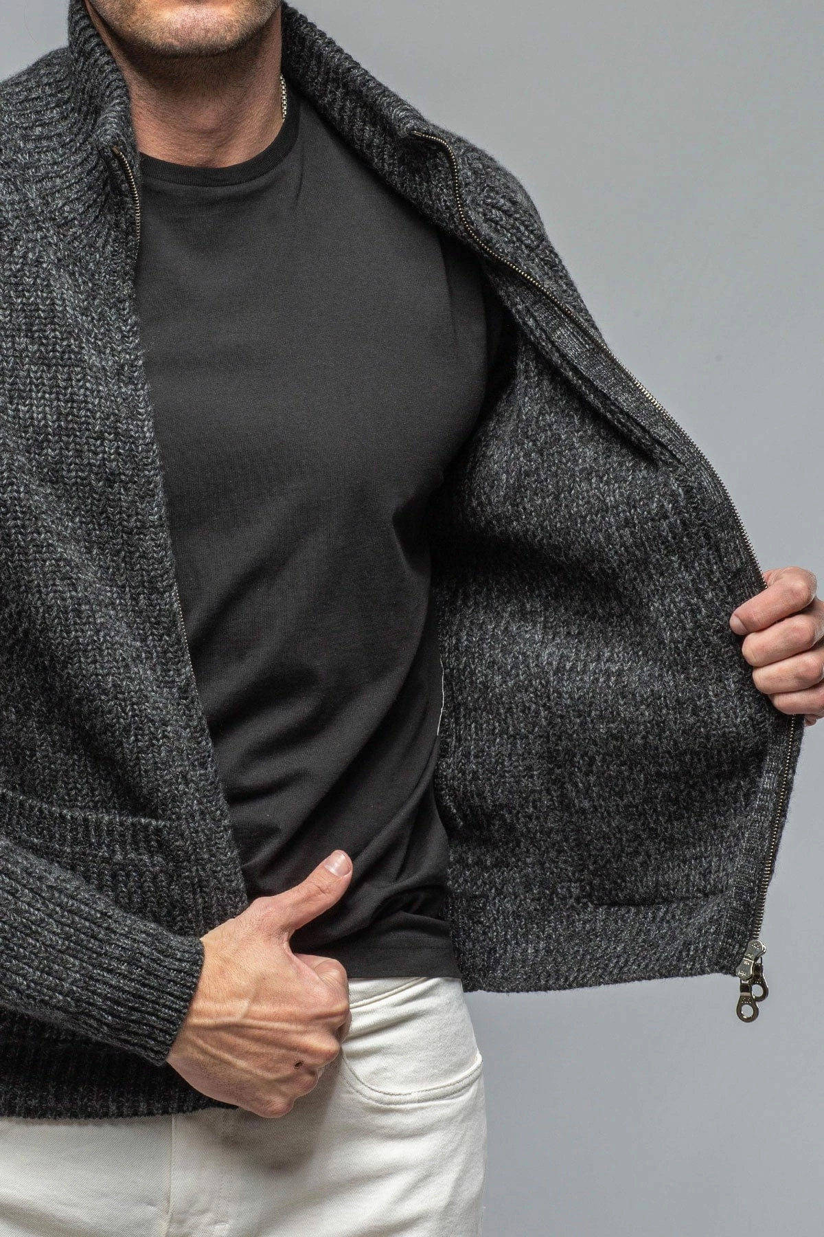 Galway Chunky Cashmere Full Zip In Charcoal 5 Galway Chunky Cashmere Full Zip In Charcoal - Image 5