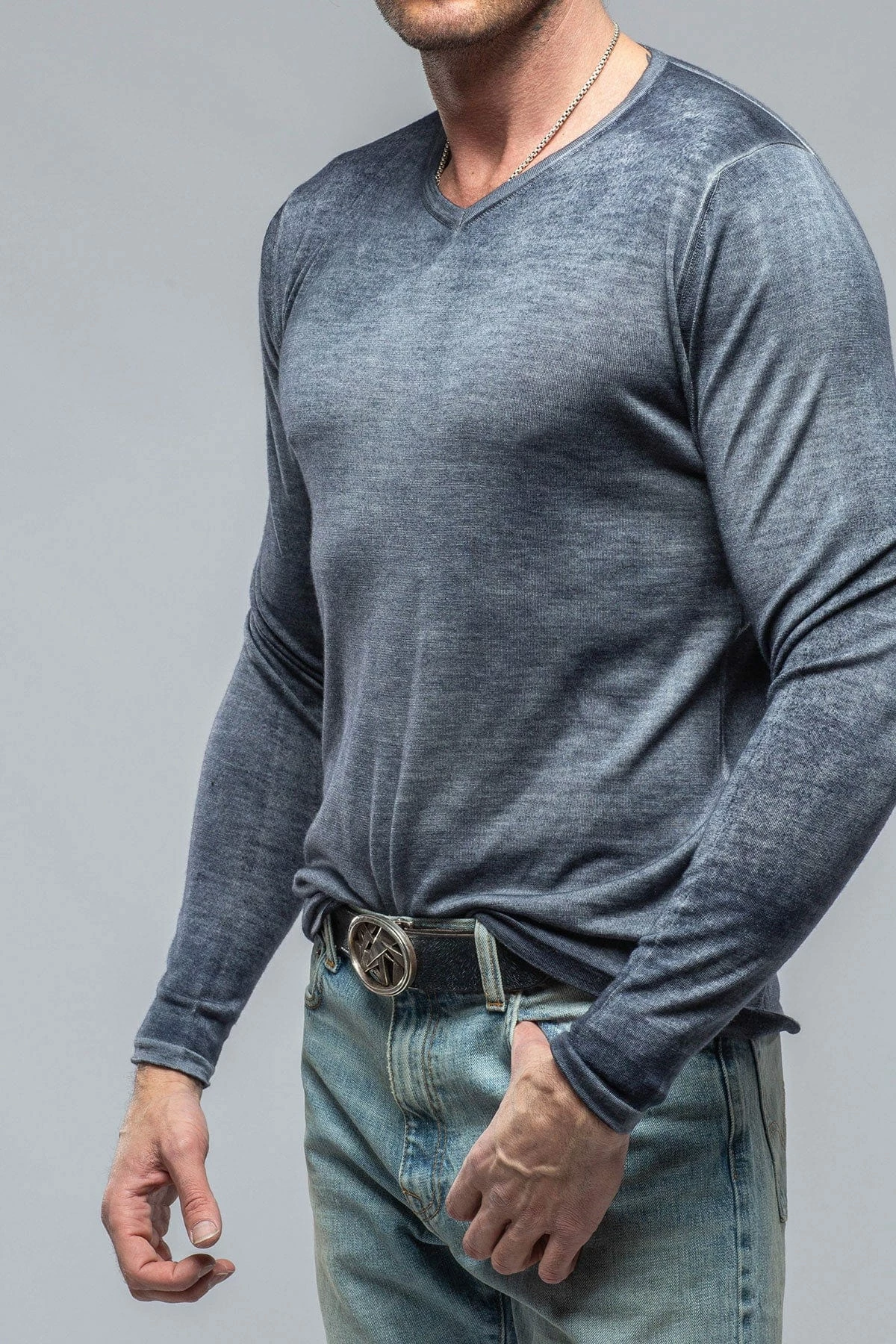 Dune Mario Vneck Cashmere Sweater In Navy 4 Dune Mario Vneck Cashmere Sweater In Navy - Image 4