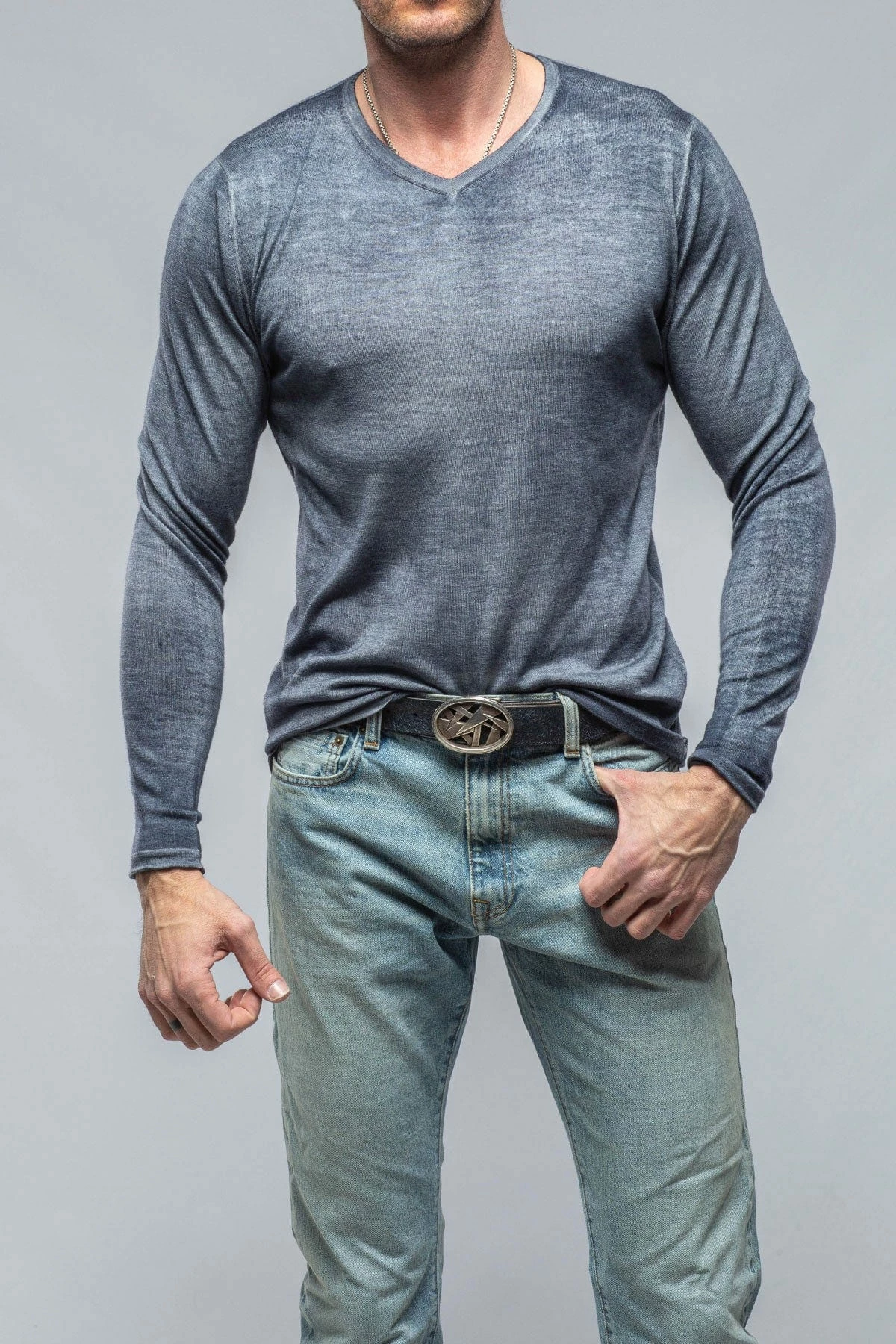 Dune Mario Vneck Cashmere Sweater In Navy 1 Dune Mario Vneck Cashmere Sweater In Navy