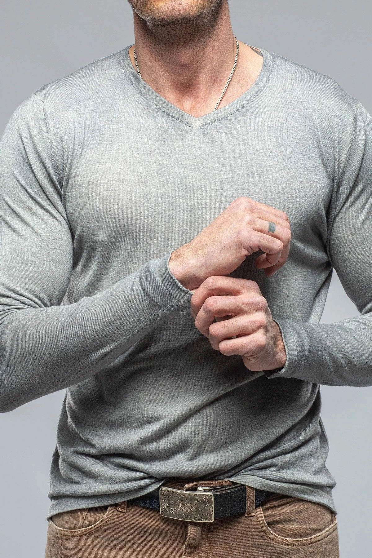 Dune Mario Vneck Cashmere Sweater In Off White 3 Dune Mario Vneck Cashmere Sweater In Off White - Image 3