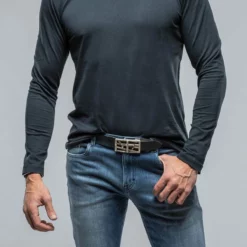 Del Mar LS V-Neck In Navy