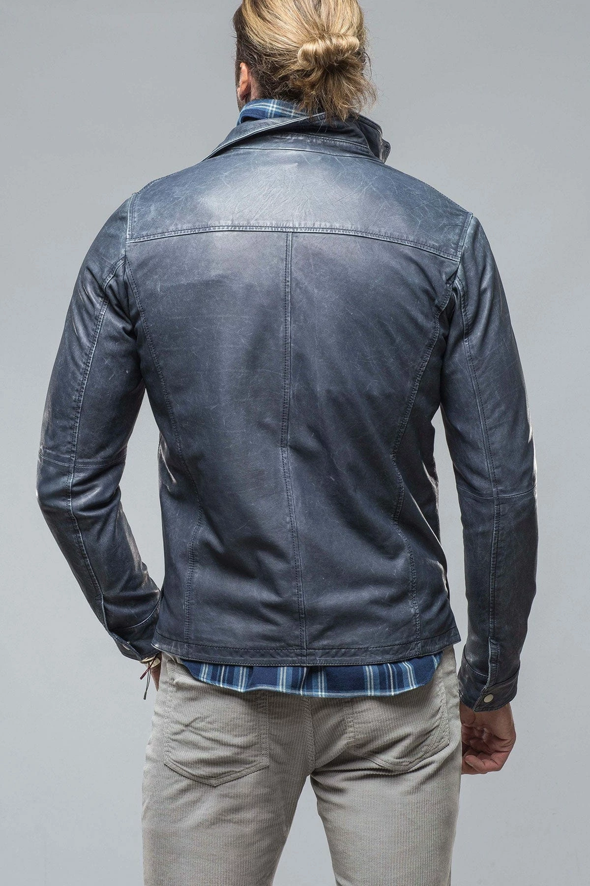 Enna 12 Month Washed Shirt Jacket In Navy 5 Enna 12 Month Washed Shirt Jacket In Navy - Image 5