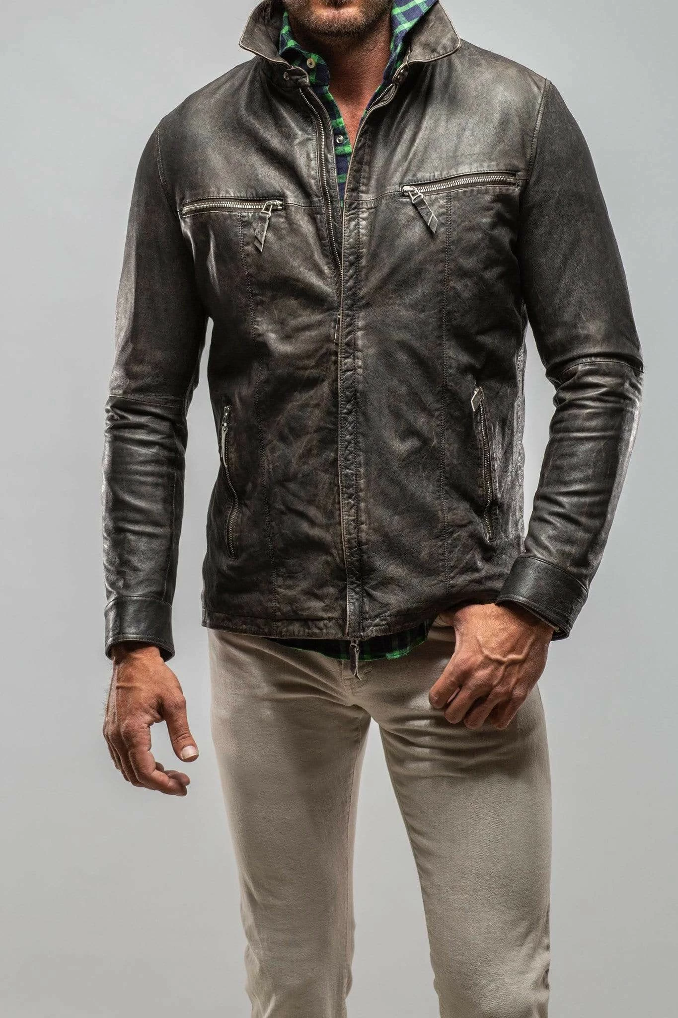 Farneta Moto In Black 1 Farneta Moto In Black